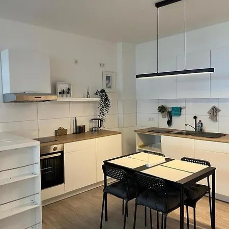 Luxurioeses Apartment Fuer 4 Personen, Neubau, Parkplatz Free Bochum Buitenkant foto