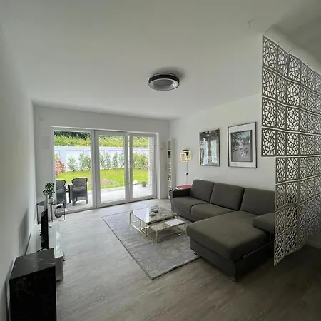Luxurioeses Apartment Fuer 4 Personen, Neubau, Parkplatz Free Bochum Buitenkant foto