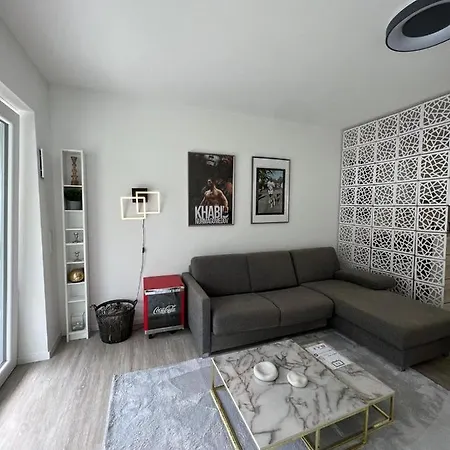 Luxurioeses Apartment Fuer 4 Personen, Neubau, Parkplatz Free Bochum Buitenkant foto