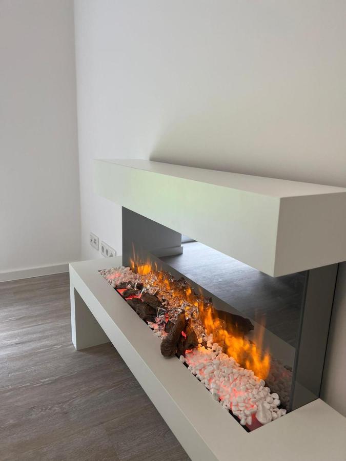 Luxurioeses Fuer 4 Personen, Neubau, Parkplatz Free *
