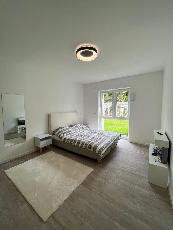 Apartment Luxurioeses Fuer 4 Personen, Neubau, Parkplatz Free *