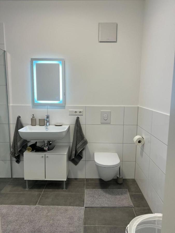 Luxurioeses Fuer 4 Personen, Neubau, Parkplatz Free